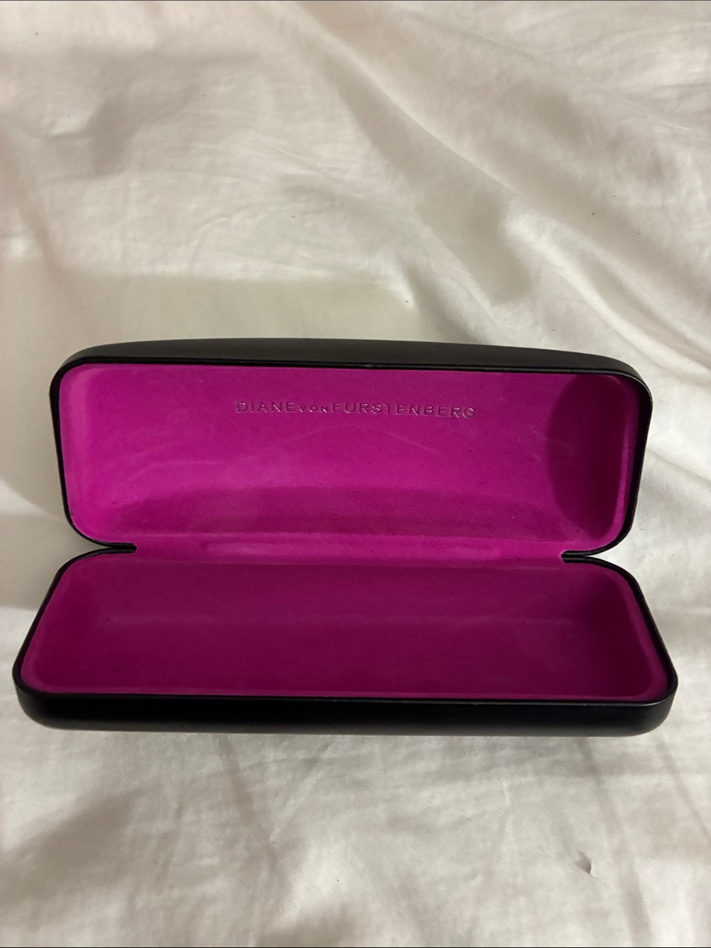 Diane Von Furstenberg Black Hard-Shell Eyewear Case with Magenta Velvet Interior